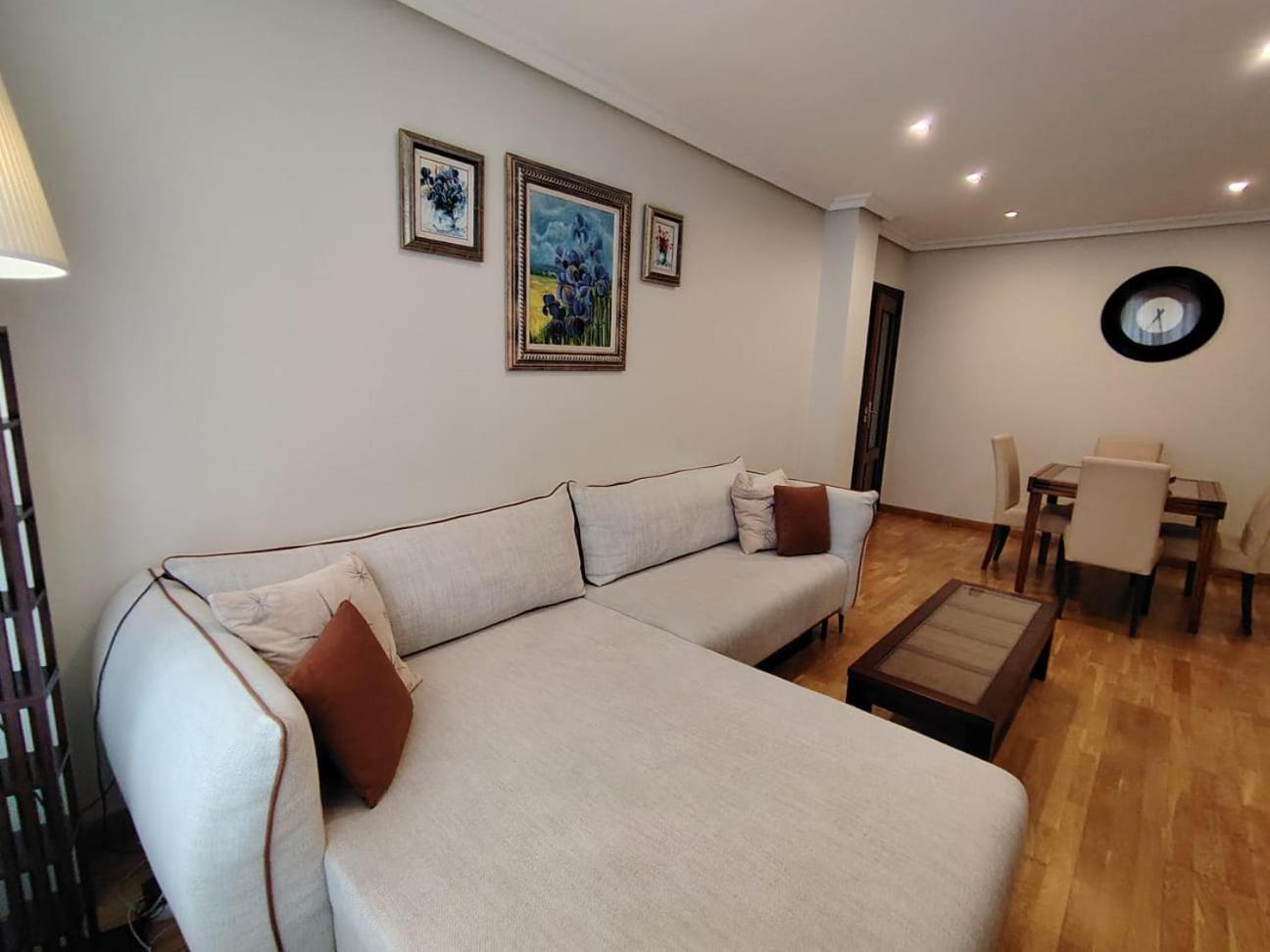 Appartement Avello Oviedo Con Parking Extérieur photo